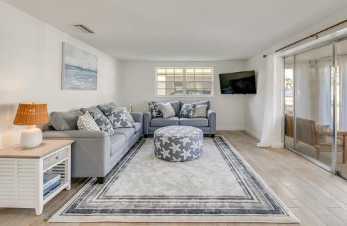 Siesta Key Villa | Private Beach Retreat on Siesta Key! Bright Villa