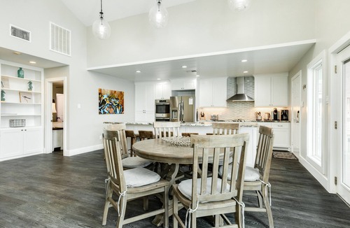 Isla Del Sol House | Private Canal Home w/2 Living Areas, Easy Bay Access & POOL