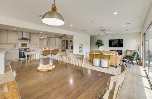 Eustace House | Private Dock: Waterfront Cedar Creek Lake Home