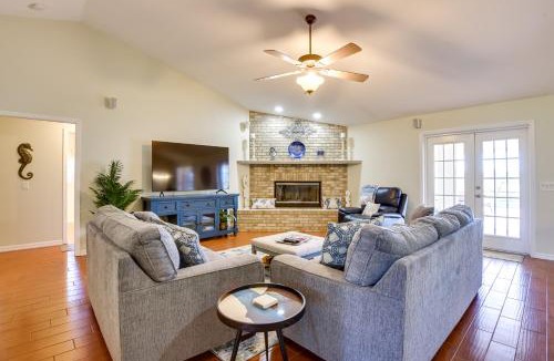 Braden River House | Private Estate on 10 Acres w/Pool in Bradenton