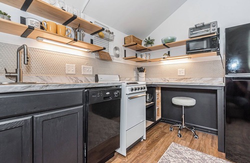 Cary Apartment | Private & furnished 1Bed/1Bath Studio in Cary