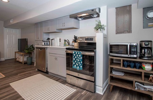 Upper Fells Point Apartment | Private garden apartment in historic Upper Fells Point