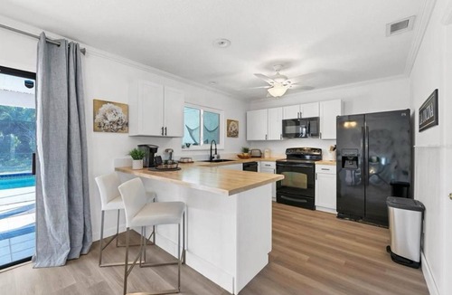Port Charlotte Villa | Private Heated Pool | 2 King Suites | Modern Florida Retreat