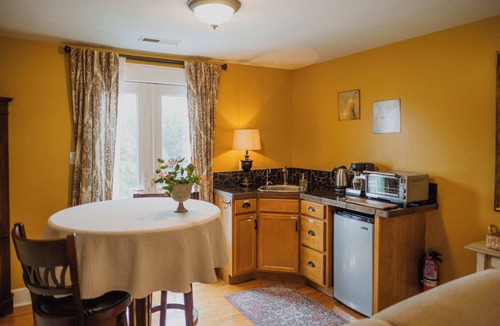 Cape May Court House Apartment | Private Lake and Hiking - The Loft at Haven