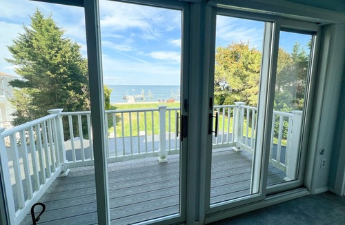 Fort Howard House | Private pier by Kurtz Beach pet-friendly Dock of the Bay
