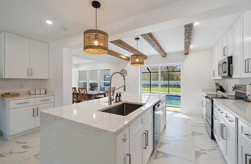 Ridge Wood Heights House | Private Pool +Game Room Near Siesta Key/Sleeps 9