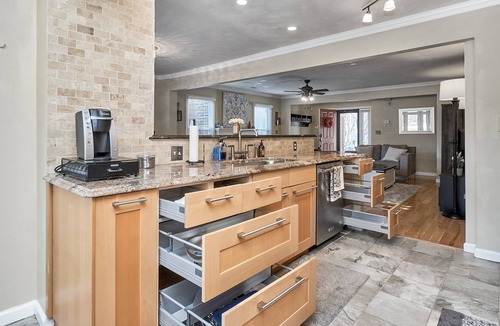 Fentress House | Private pool on golf course minutes from VB town center! Verizon Fios internet!