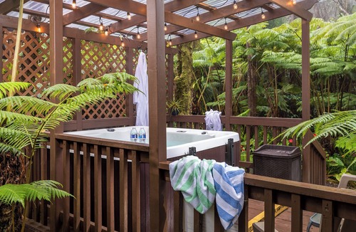 Volcano Bed & Breakfast | Private Rainforest Retreat in Volcano Village