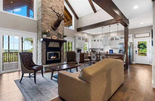 Ridgedale House | Private Resort-Style Lodge with Private Pool, Hot Tub, Game Tables, Zip Line & 20 Acres of Trails
