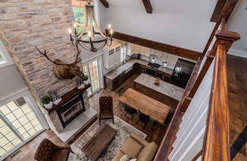 Ridgedale House | Private Resort-Style Lodge with Private Pool, Hot Tub, Game Tables, Zip Line & 20 Acres of Trails