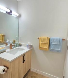 Forest Lawn House | Private Suite unit 1B - New & Cozy in Calgary