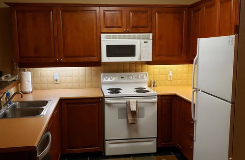 Salt Lake Mountain Resorts Condo | Quiet 2 Bedroom/2 Bath Condo Sleeps 8
