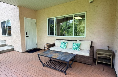 Rutland House | Quiet & cozy private basement suites 2 bedroom/3beds/1 bath separated entrance