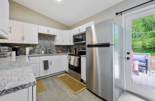 Cary House | Quiet Cul-de-sac | Cary | Family Friendly | RDU