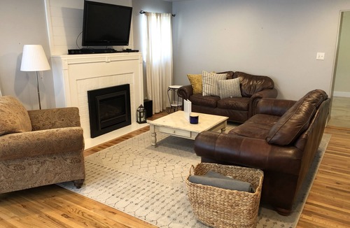 American Fork House | Quiet neighborhood close to restaurants and shopping