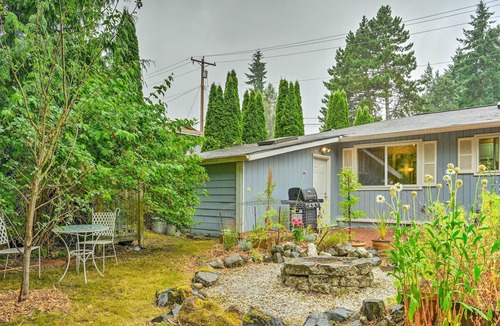 Mountlake Terrace House | Quiet Retreat w/ Patio, Deck & Yard, Walk to Park!