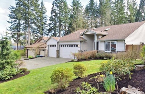 Silver Lake House | Quite snohomish/Everett retreat near Mill-creek and Bothell.