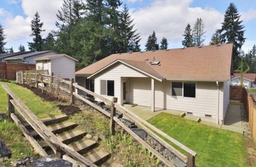 Silver Lake House | Quite snohomish/Everett retreat near Mill-creek and Bothell.