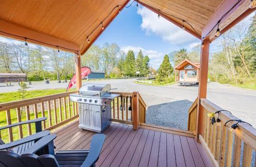 Forks House | Rainforest Tiny Home Retreat Bohemian Cottage