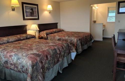 Rangeley Hotel | Rangeley Saddleback Inn
