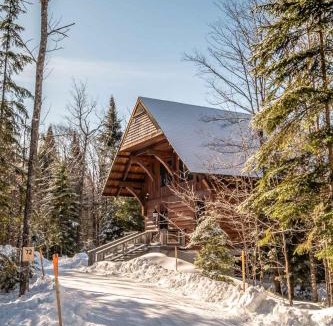 Lac Superieur Village Ski Chalet | RCNT Chalets Mont-Tremblant