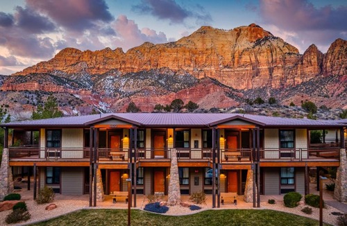 Zion National Park South Entrance Hotel | Red Cliffs Lodge Zion, A Tribute Portfolio Hotel