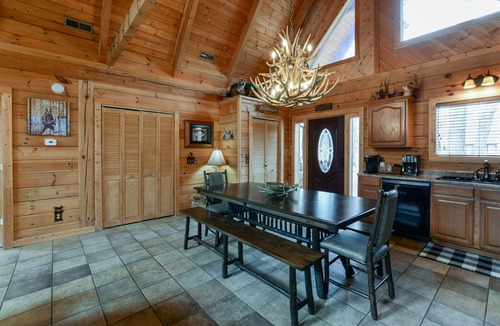 Branson Cedars Cabin | Red Feather Falls | 2 Bed, 2 Bath