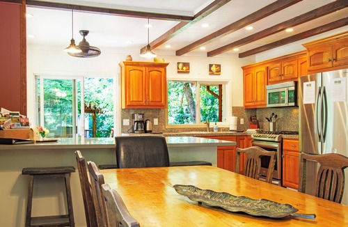 Guerneville House | Reflections Main House + 3 Cottages w/Baths + Hot Tub, Pool & Dog Friendly