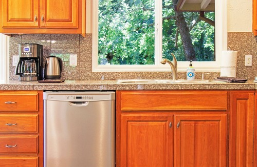 Guerneville House | Reflections Main House + 3 Cottages w/Baths + Hot Tub, Pool & Dog Friendly