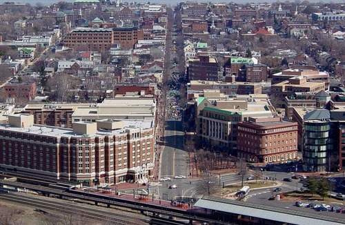 Old Town Alexandria House | Relax and Unwind! Pet-friendly Unit! Near Washington Masonic National Memorial!