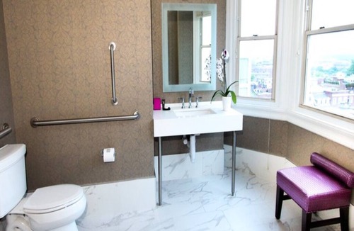 Kalorama Heights Hotel | Relax in Boutique Room Perfect for DC Exploration Near Embassies