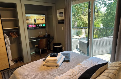 Seattle Metro Area House | Relax in Style 5 mins to Airport 15 mins to downtown Seattle
