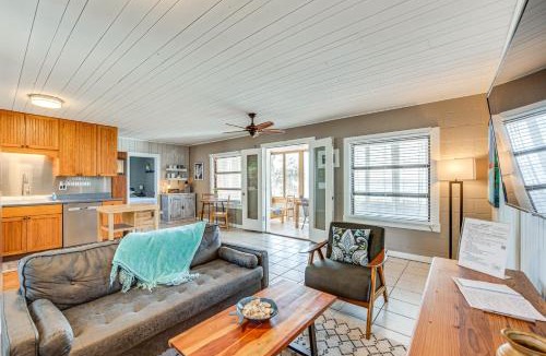 Panacea House | Relax & Refresh: Waterfront Cottage in Panacea
