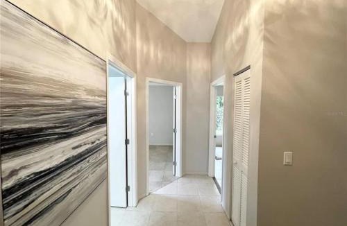 Park East House | Relaxing Getaway in Sarasota Great Location Whole House