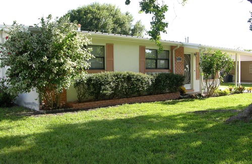 Gardendale House | Relaxing Tropical Pool Home Close to Beach and Disney