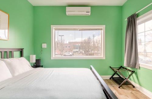 Richmond House | Remodeled 2BR - Walk to Coffee Bars & More