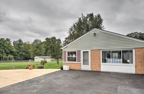 Savage-Guilford Apartment | Renovated Apt ~ 20 Miles to Baltimore & DC!
