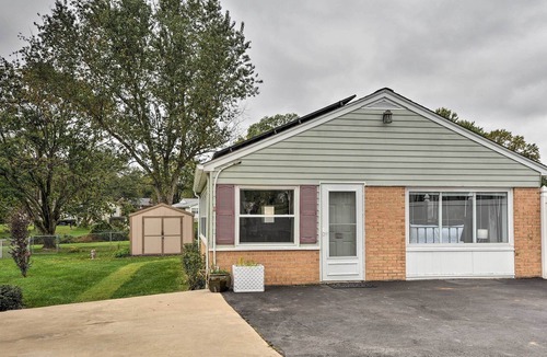 Savage-Guilford Apartment | Renovated Apt ~ 20 Miles to Baltimore & DC!