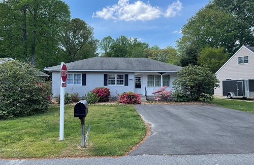Rehoboth Beach Cottage | renovated cozy family cottage located in a gated family friendly community.