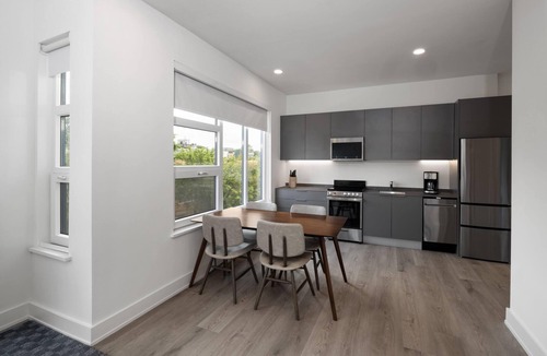 Truxton Circle Apartment | Reside NoMa, a Wyndham Residence