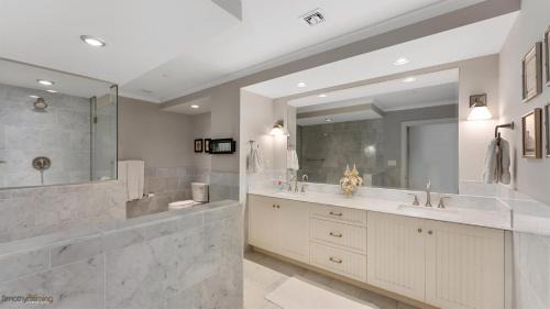 Diamond Beach Apartment | Residence 703 At The Grand