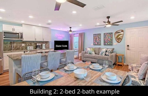 South Bradenton Condo | Resort Heated Pool · Sleeps 10 · 15 Min to Beach