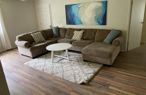 Redding House | Rest , Recreate, Refresh