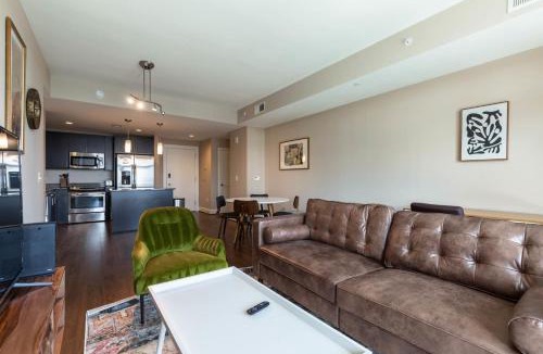 Reston Apartment | Reston 1br w pool wd close to shopping mall WDC-828