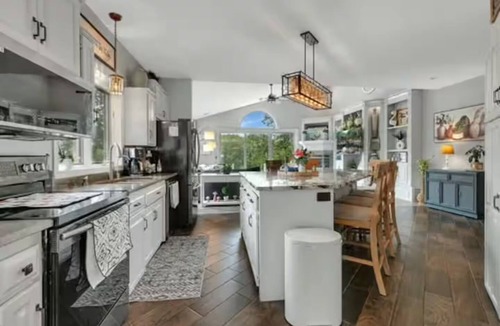 Cold Spring House | River Bend Resort
