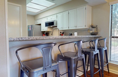 New Braunfels Condo | River City Resorts: CW C218 : Free Tubes with Rental!