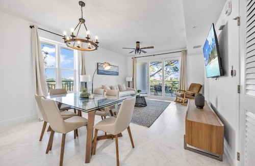 Merritt Island House | River Fly-In Duo - 5Bd - River & Runway View