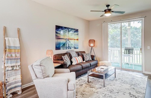 Carolina Forest Hotel | River Oaks 7H