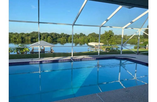 Okeechobee House | River Oaks
