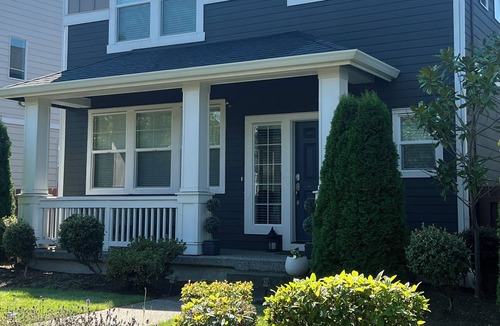Everett House | Riverfront Retreat close to Boeing, I-5 and downtown Everett!